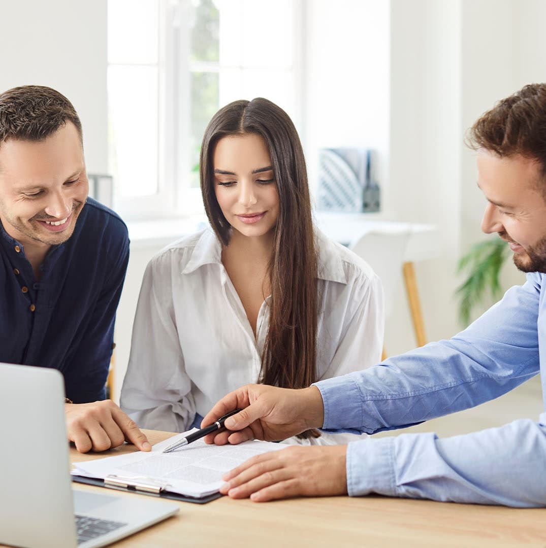 Benefits of a Broker